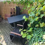 Und Neckarblick Bei Heidelberg *