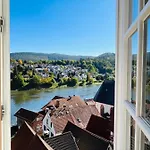 Und Neckarblick Bei Heidelberg *