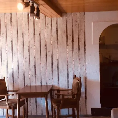 Und Neckarblick Bei Heidelberg *